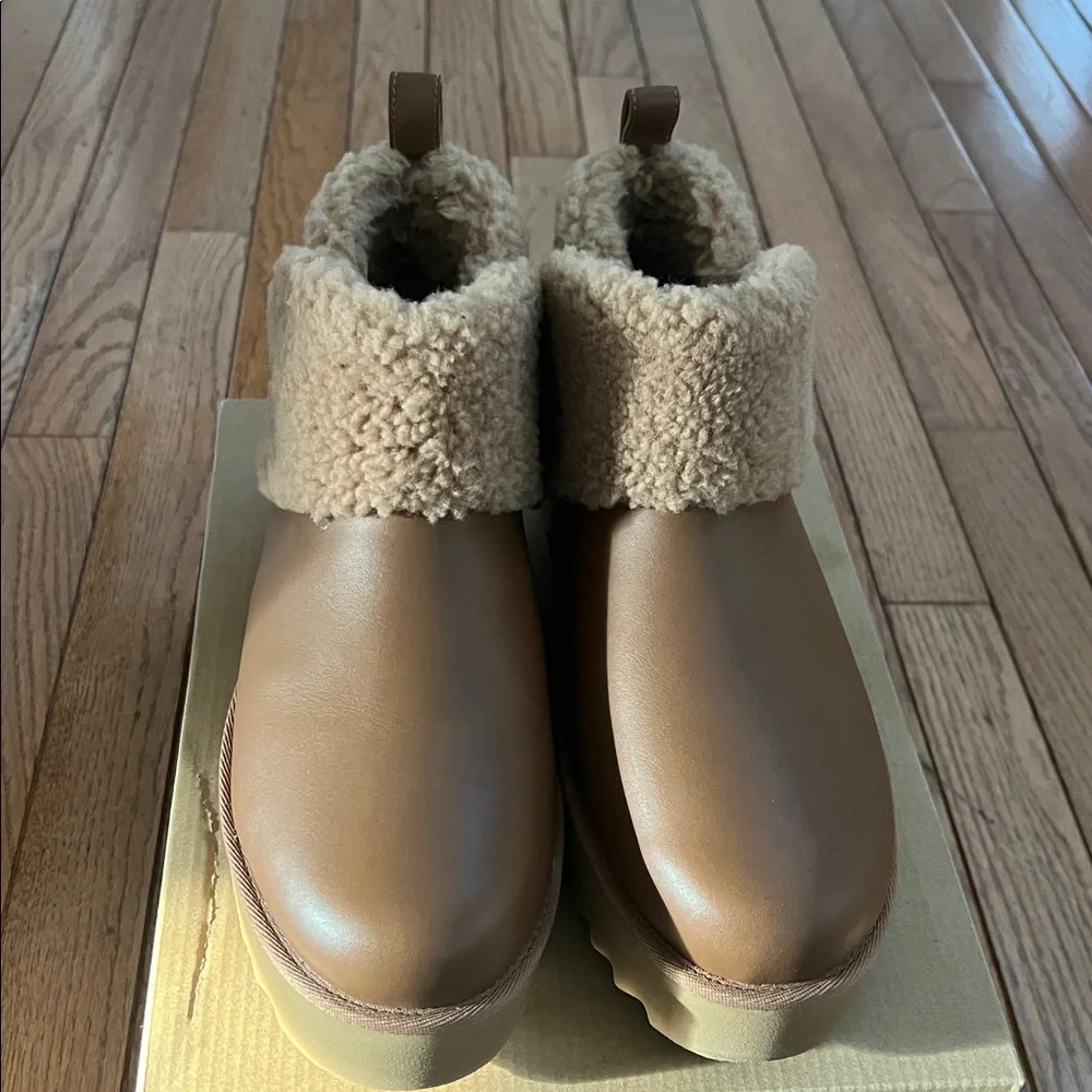 UGG® Ultra Mini Alina Curled Genuine Shearling Platform Boot (Women)